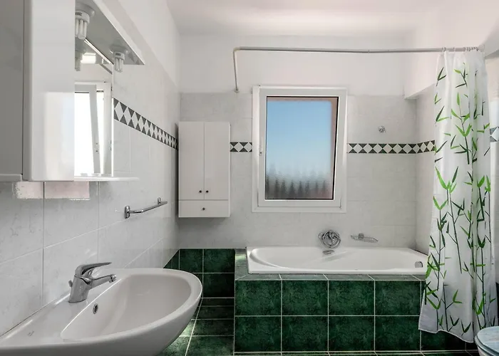 فيلة Sutherlea Koskinou (Rhodes)